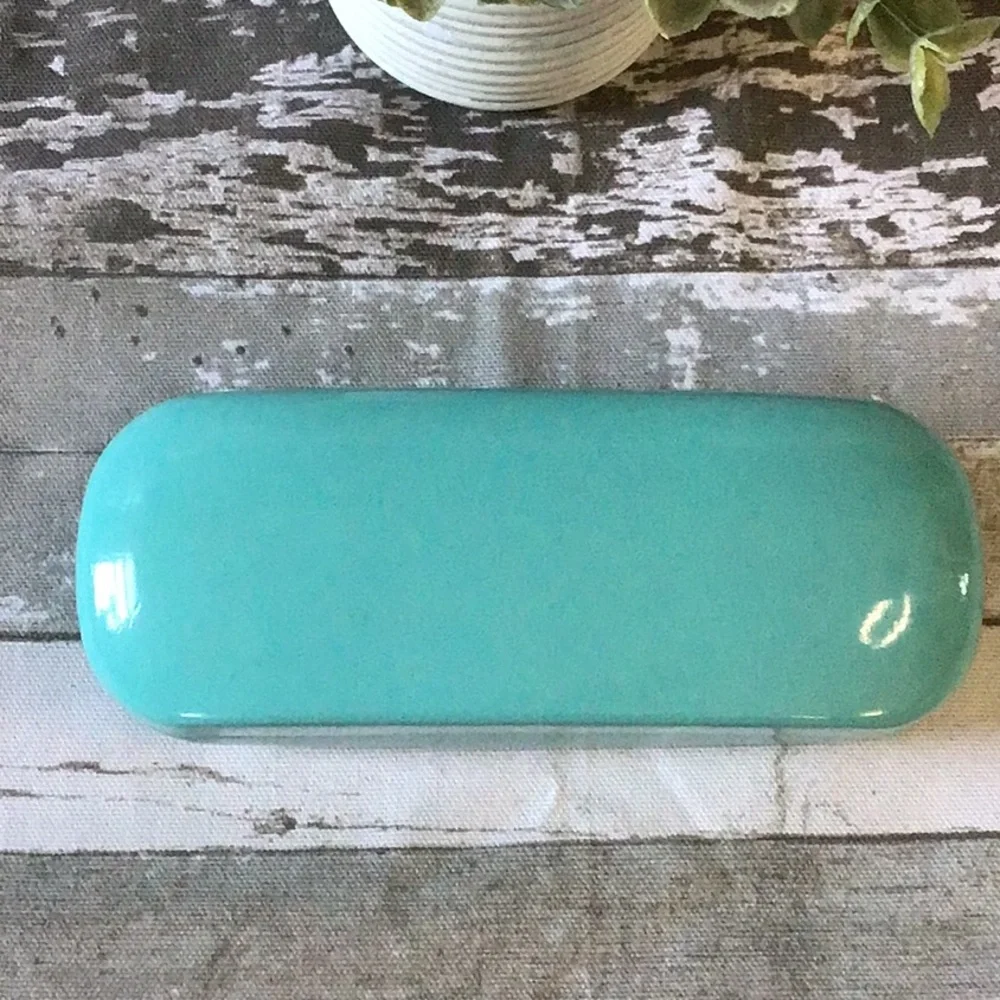 Kate Spade Eyeglass Case - Picture 3 of 7